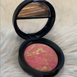 Laura Geller-Blush N Brighten- Dreamsicle 💖🧡💛